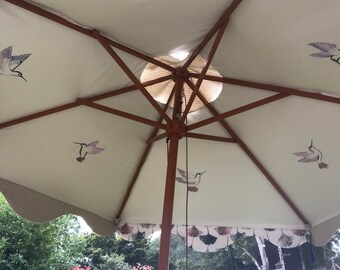 Large Hummingbird garden patio umbrella parasol
