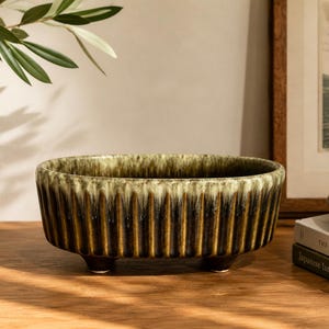 Vintage Hull Pottery F39 Footed Planter, Mid Century Drip Glaze Ceramic Cachepot, Olive Green Brown Ribbed Succulent Planter, USA Pottery