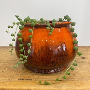 Vintage MCM Pottery Planter – Glossy Orange  Glaze, Studio Ceramic, 6.5” Wide