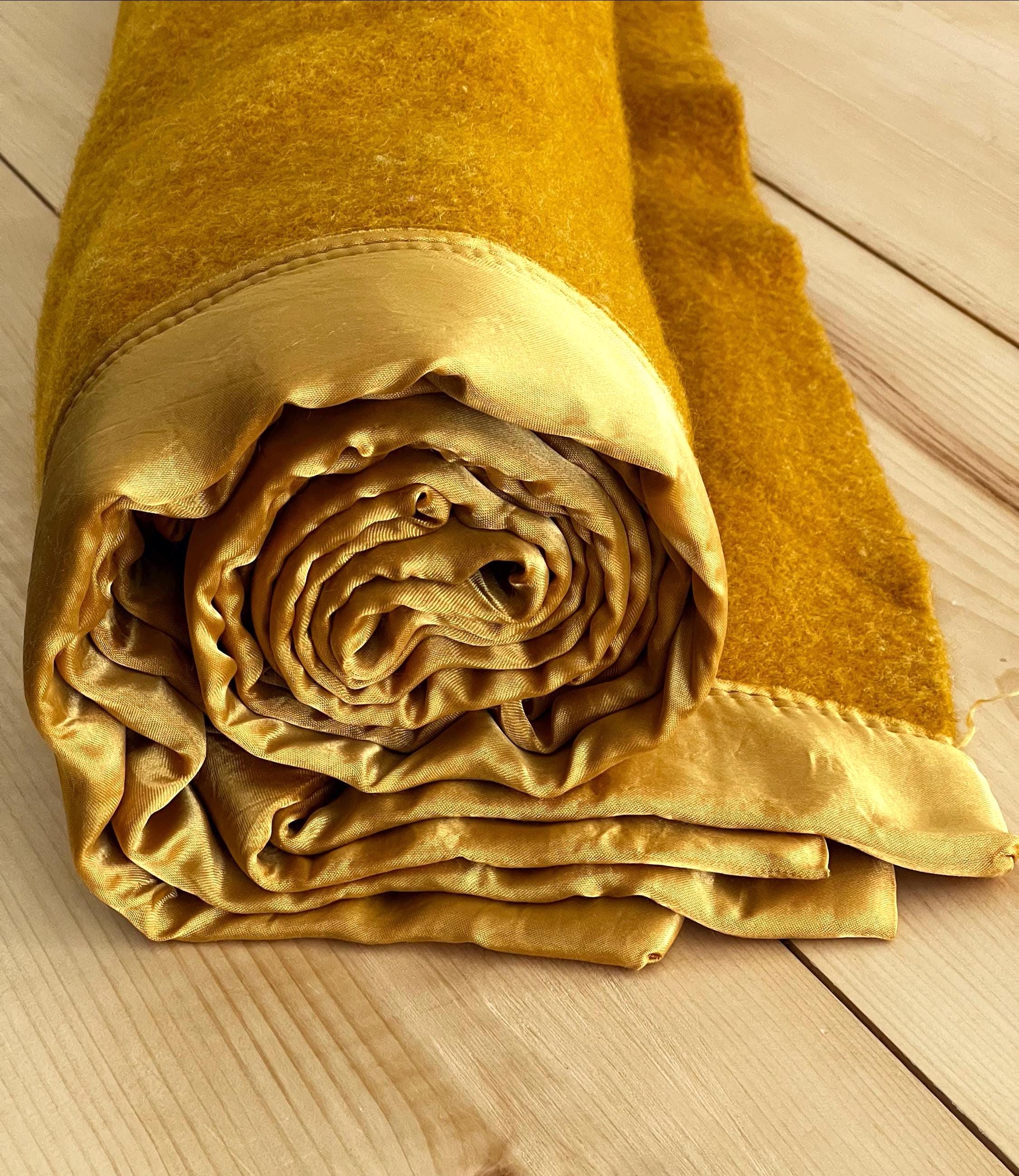 WW2 Reproduction US Army Mustard Brown Wool Blanket - Bushcraft, Camping, Emergency Gear