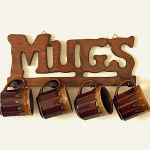 Retro Mugs Coffee Cup Holder 1970&#39;s