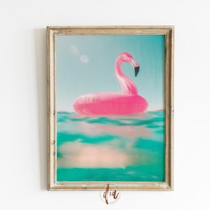 Preppy Beach Wall Art, Pink Flamingo Painting, Trendy Wall Art, Downloadable Print, Beach House Print, Bathroom Painting, Printable Wall Art