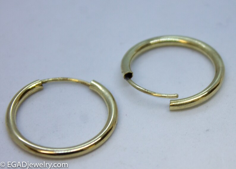 Vintage 10k Yellow Gold Hoop Earrings 2cm