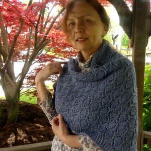 Handknitted blue lacy shawl, all-season triangle shawl, shoulder wrap/stole. Gift for women