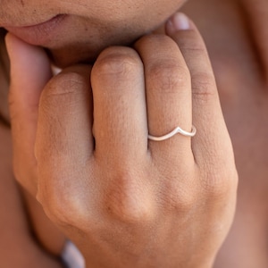 V Ring, Silver Chevron Ring, Stacking Ring for Women, V Shaped Ring, Delicate Silver Ring, Chevron Ring Solitaire, V Silver Ring, Ring V