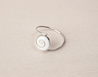 Shiva Eye Ring, Stone Ring, Shell Ring, Shiva Shell Ring, Ojo de Santa Lucia Ring, Silver Ring, Shiva Jewelry, Shell Jewelry, Operculum Ring