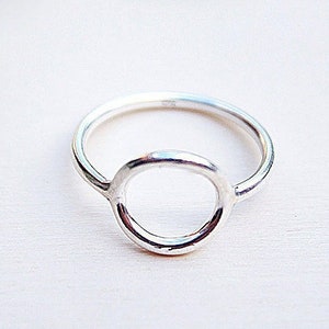 Silver Circle Ring, Sterling Silver Round Ring, Open Circle Ring, Minimalist Simple Silver Ring Women, Geometric Ring, Eternity Circle Ring