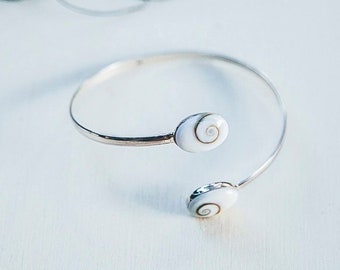 Sterling Silver Bracelet, Shell Bracelet, Silver Cuff Bracelet, Handmade Bracelet, Shiva Eye Shell Bracelet, Stone Bracelet, Gift for Mum