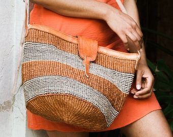 Sisal Tote Bag, Handwoven Basket, Summer Gift, Vintage Straw Bag, Sisal Market Bag, Straw Bag with Zipper, Straw Beach Bag, Crossbody Bag