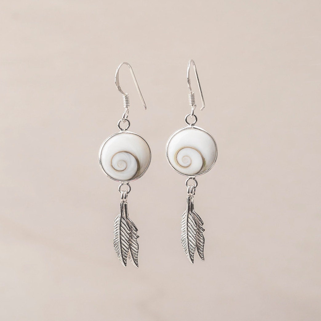 ◆STONEHENgE◆ Silver Shell Earrings SC24D38T Shell Earrings Silver, Shell Drop Earrings, Dangle Earrings