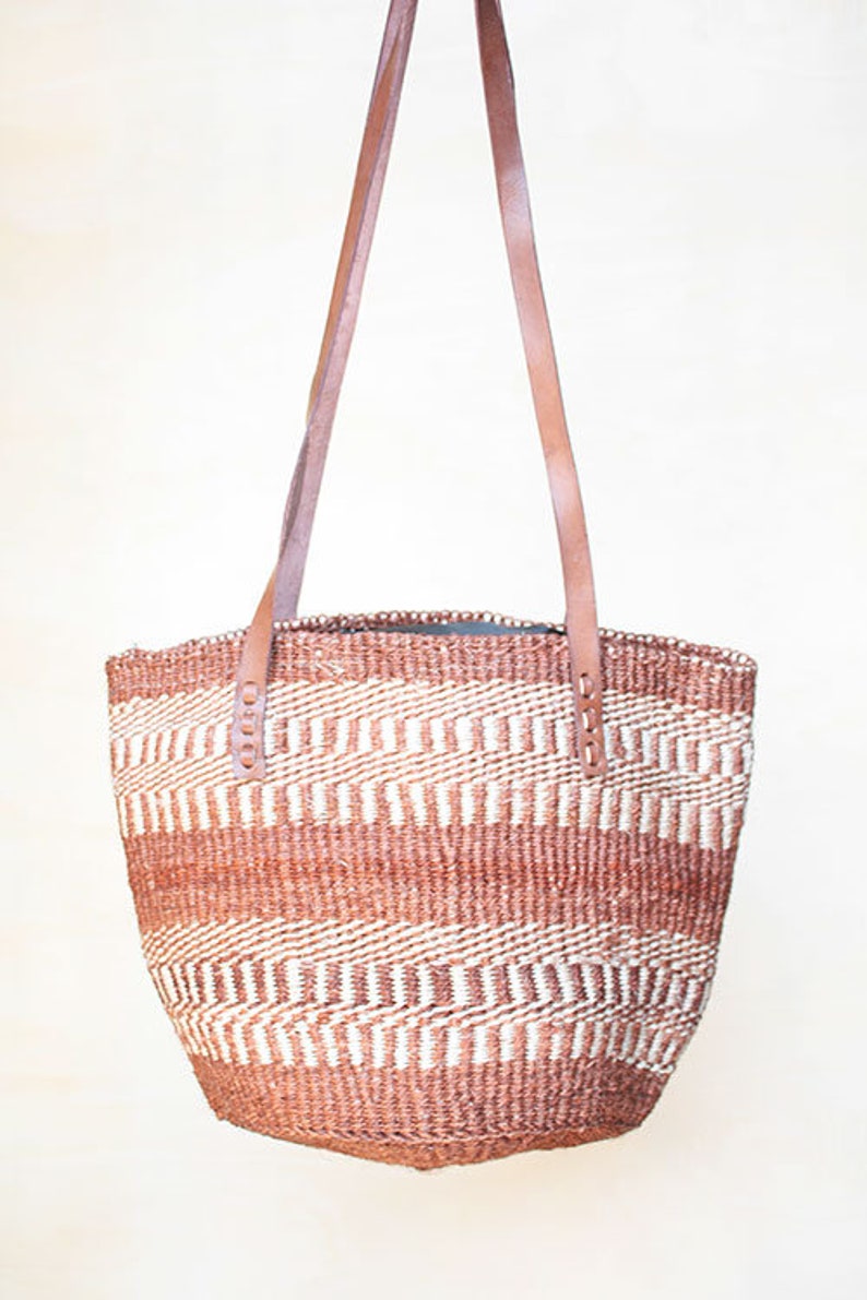 Sac en sisal, sac en paille d'été, sac d'été pour femme, sac en jute vintage, sac fourre-tout en sisal, sac tissé à la main, fourre-tout d'été, panier en sisal, sac Boho image 9