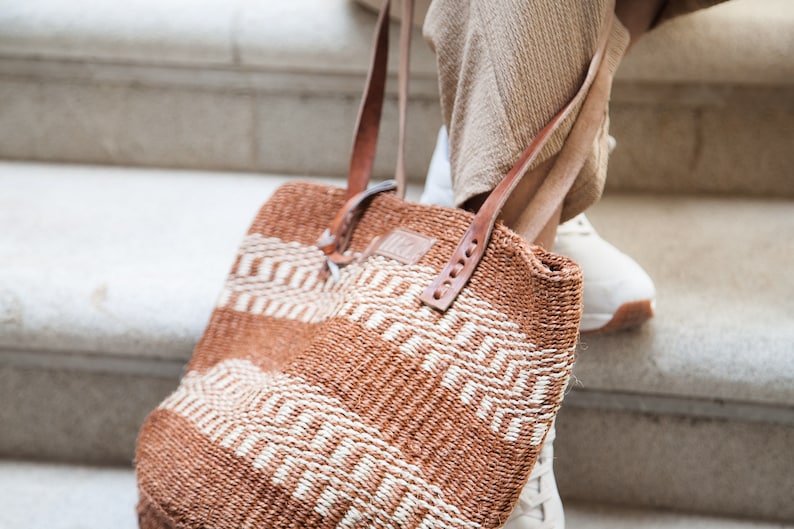 Sac en sisal, sac en paille d'été, sac d'été pour femme, sac en jute vintage, sac fourre-tout en sisal, sac tissé à la main, fourre-tout d'été, panier en sisal, sac Boho image 6