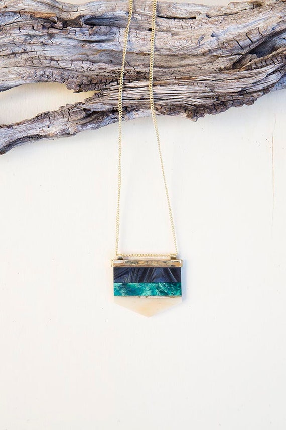 Long resin necklace deals