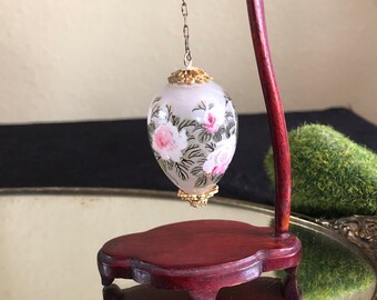 in it/'s own case to protect this delicate object Made in China, Birds with flowers Unique Handpainted Egg