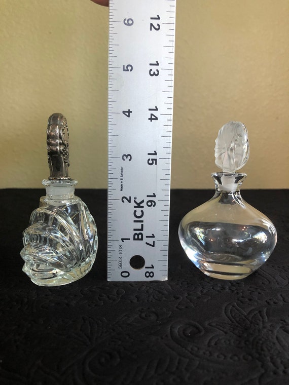 Vintage pair of glass perfume bottles, silver ton… - image 5