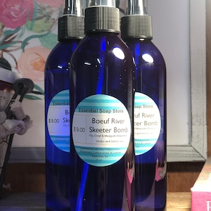 Gnat & Fly Spray - Boeuf River Skeeter Bomb 8 oz.  All natural.