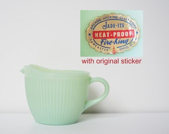 Fire King * milk jug * with original sticker * Jadeite * Jane Ray * 50s * perfect vintage condition