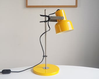 Table lamp * metal * yellow * 70s * very good vintage condition