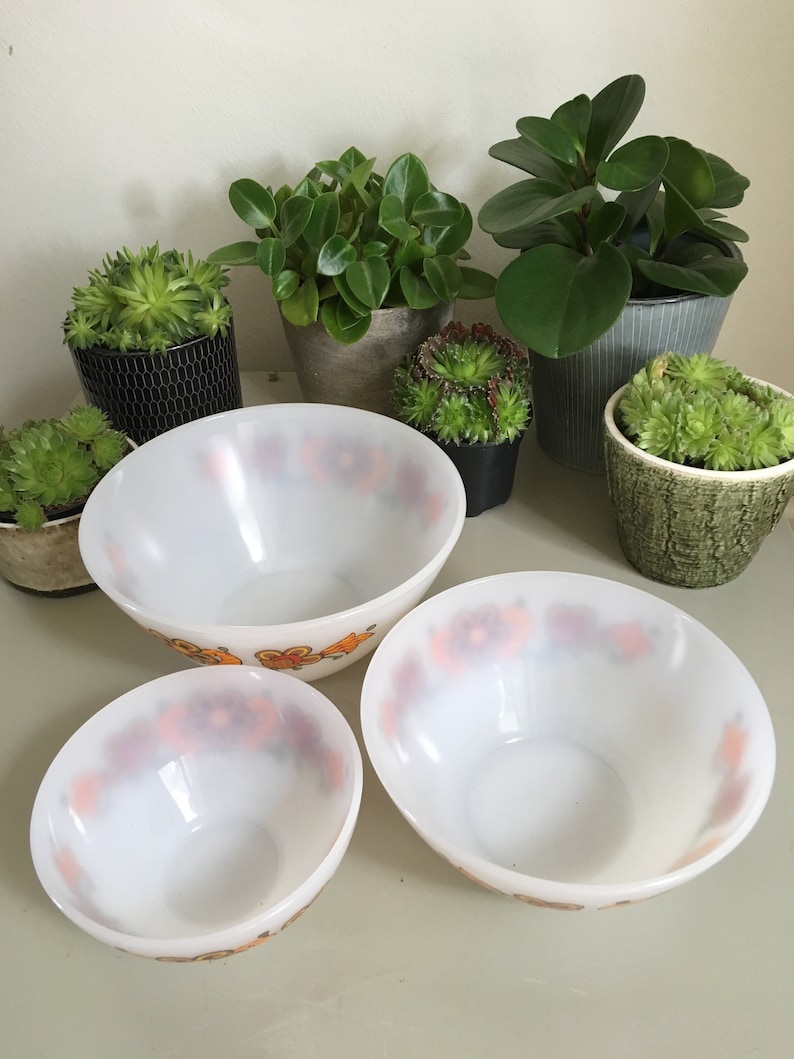 3 nesting bowls 1960 Mid century Floral Design JENA GLASS Perfect condition
