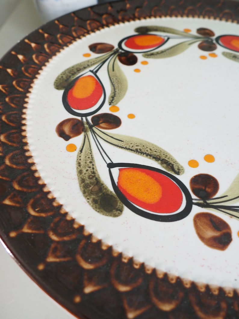 Bernau West Germany Sabau Mid century Hand decorated Cakeplate Good vintage condition