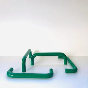 HEWI * handtag * dörr- eller lådhandtag * memphis * grön * plast * 80-tal * mycket gott vintageskick