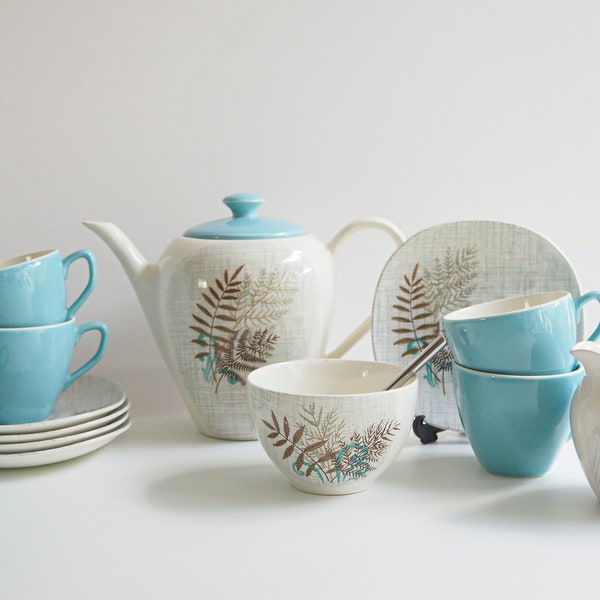 Set of 8 * teaset * J&G Meakin * Rock Fern square * aqua blue * 50s * excellent vintage condition