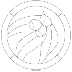 Peut inclure: Un dessin au trait noir et blanc d'un motif de vitrail représentant un motif floral stylisé avec trois formes arrondies en haut.