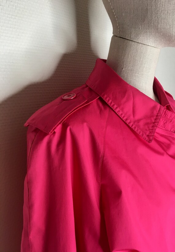 Vintage raspberry pink trench coat 1990s Claude Alan - Gem