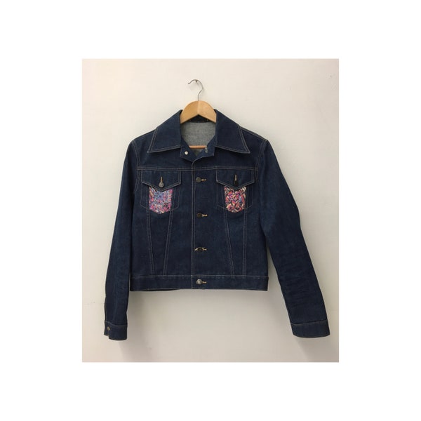 Veste en jean denim vintage avec poches customisées