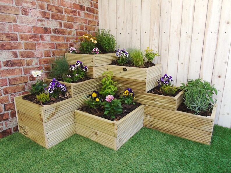 Treated Pot Tower// Flat Quintuple Diamond Herb Decking Planter Display
