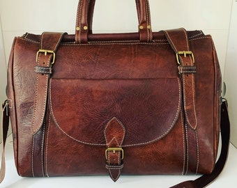 Handcrafted leather travel bag Gladstone bag weekend bag in chocolate brown . Unisex