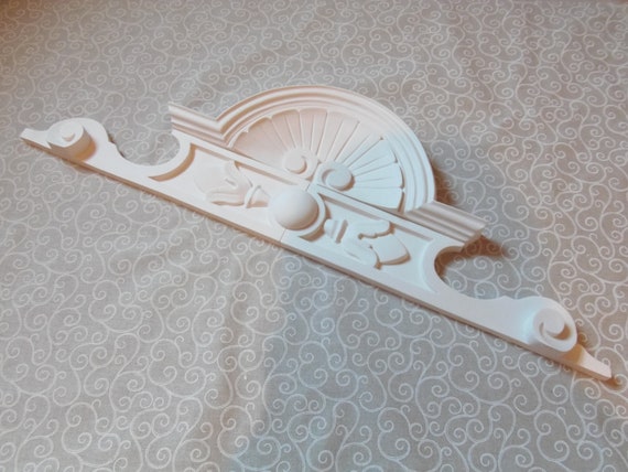 A Traditional Design Door Window Pediment No2 Frame Architrave Detail In Fine Detailed Plaster 73cm Long 21 1 2cm High