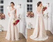 Ivory Vintage Wedding Gown With Buttons Vintage Inspired Corset 50s Wedding Dress V-neck Lace Dress With Train Wedding Dresses For Bride