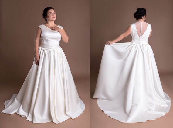 satin infinity dress