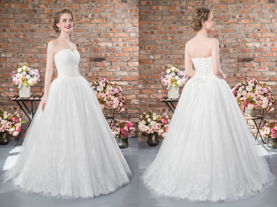 Beach Wedding Dress Sleeveless Gown Strapless Wedding Gown Etsy