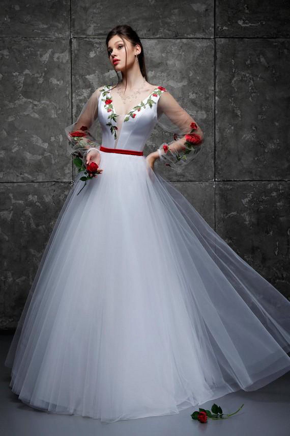 White Bridal Gown With Red Roses 3D Flowers Dress Unusual image 2