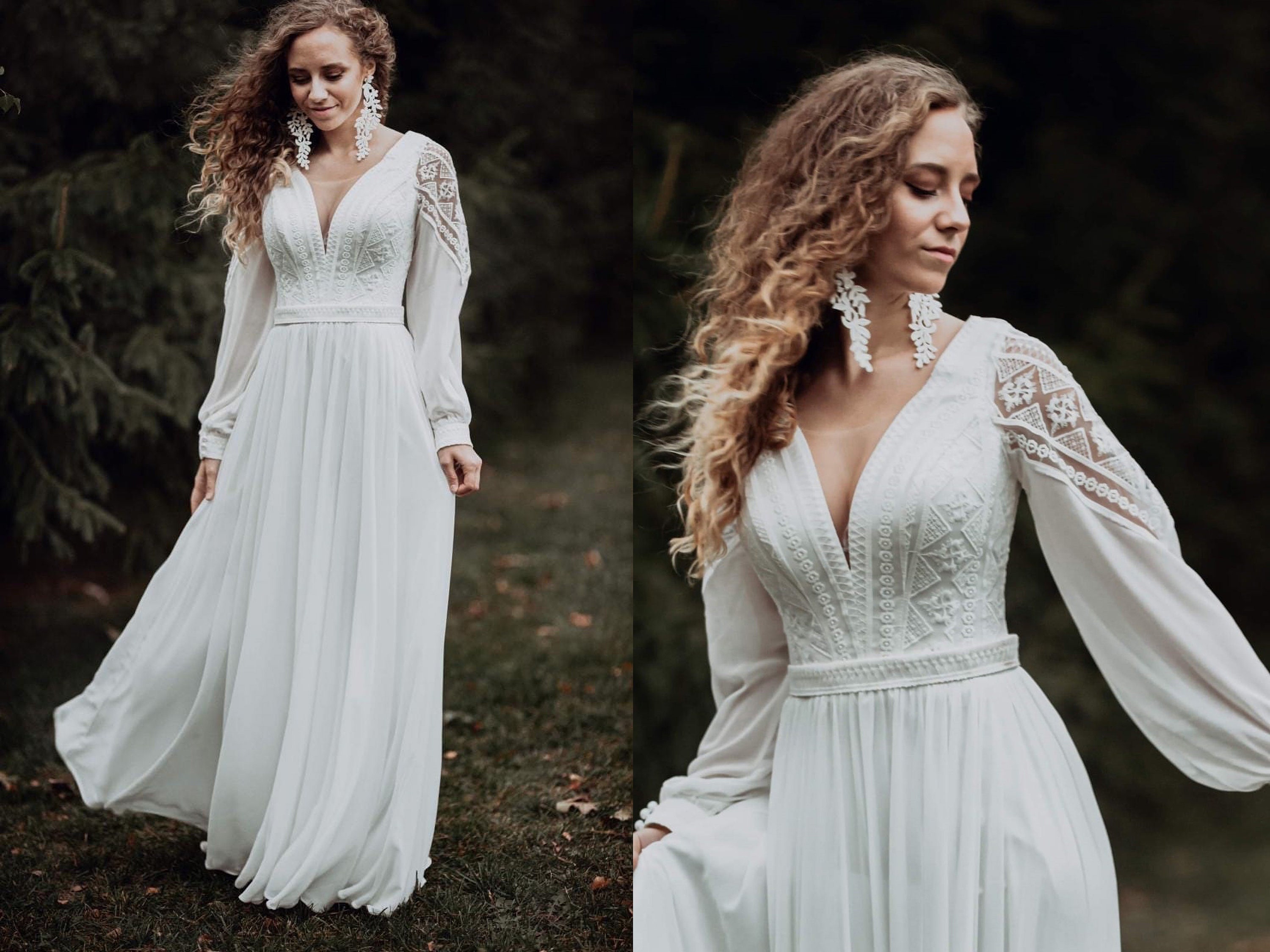 bohemian white long sleeve dress