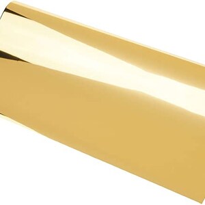 Pu&ograve; includere: Un rotolo di vinile adesivo color oro. Il vinile &egrave; lucido e riflettente.