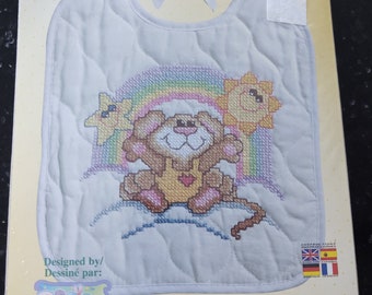 stamped baby bibs to embroider