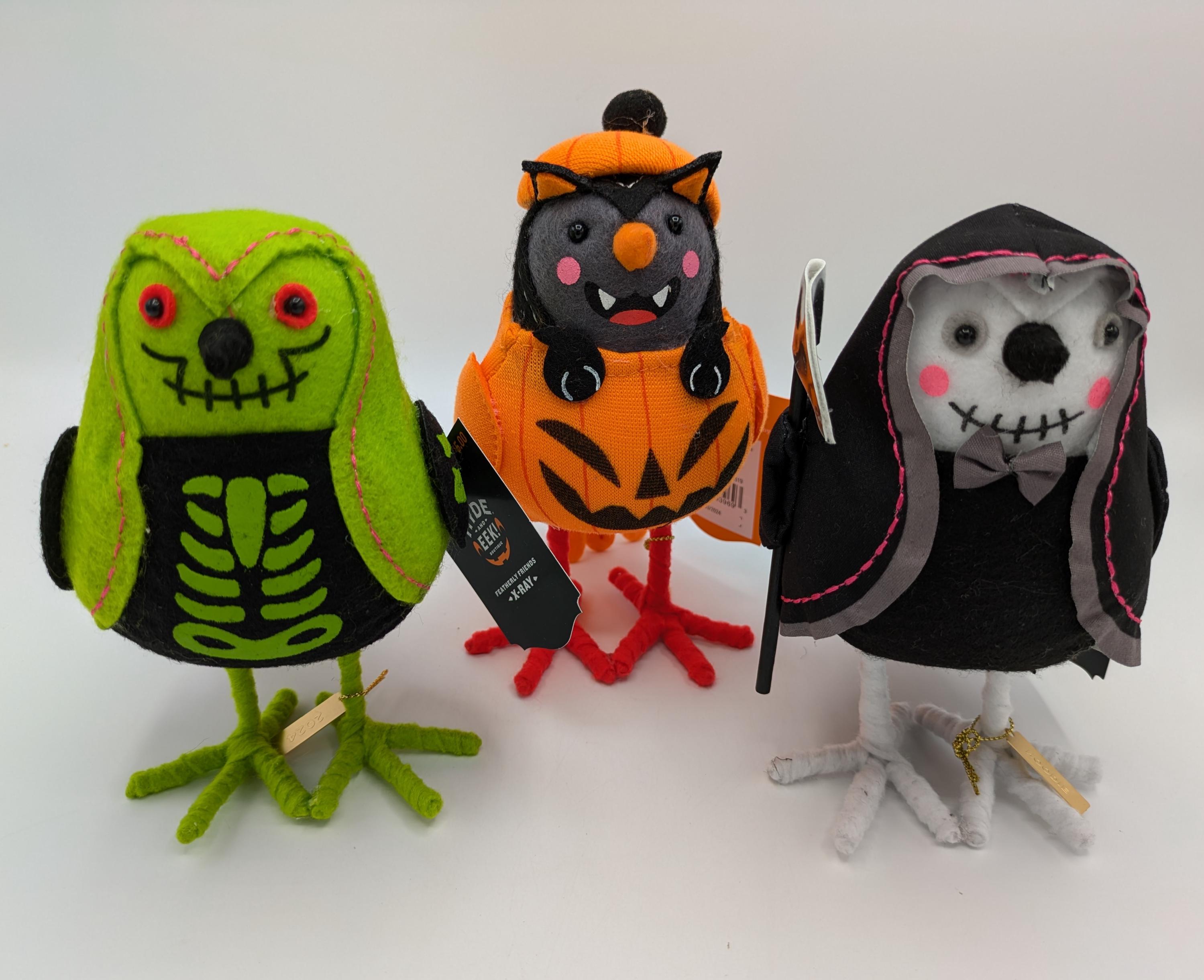 Target Hyde and Eek Halloween Feathery Friends X-ray, Pawson