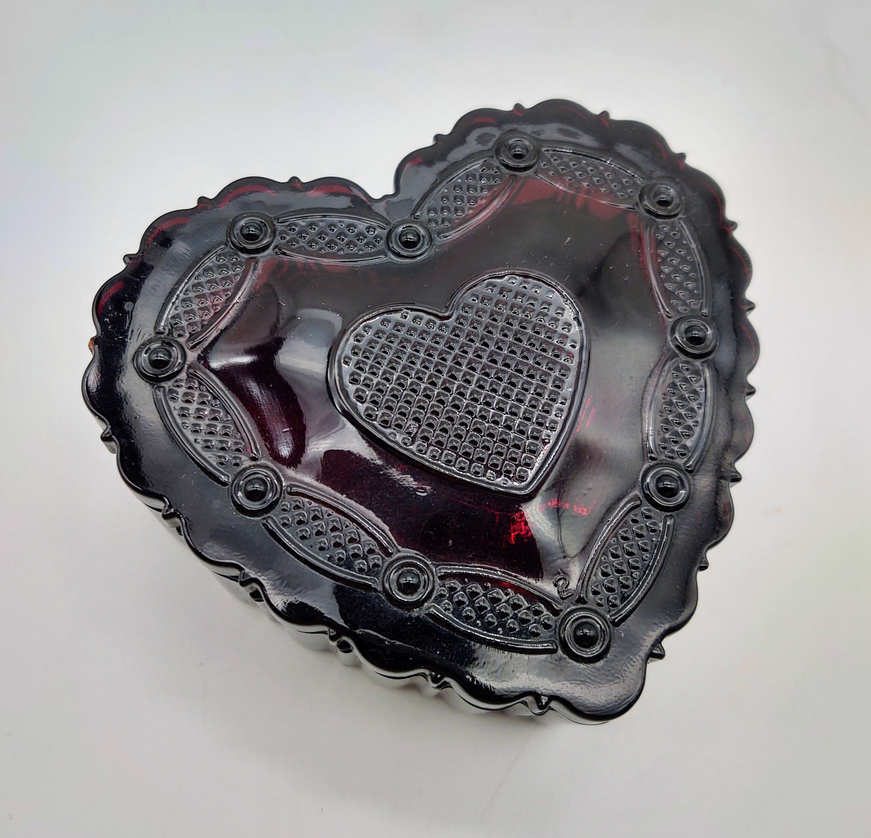 Jewelry Storage Storage & Organization Avon Cape Cod Heart Shaped Ruby ...