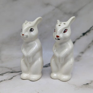 Vintage White Ceramic Sitting Bunny Rabbit Salt and Pepper Shakers Japan