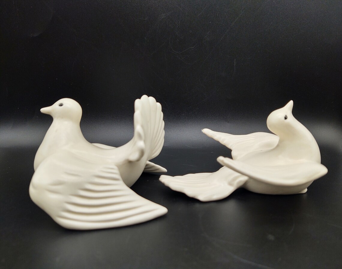 Vintage Arnel Mold Hand Painted Ceramic Doves 1978 Etsy