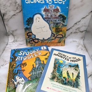 Vintage Halloween Children&#39;s Books Gus the Ghost, Spooky Riddles, Haunted House