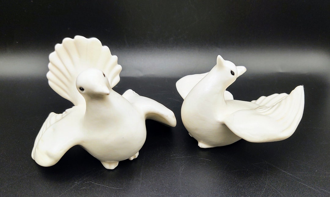 Vintage Arnel Mold Hand Painted Ceramic Doves 1978 Etsy