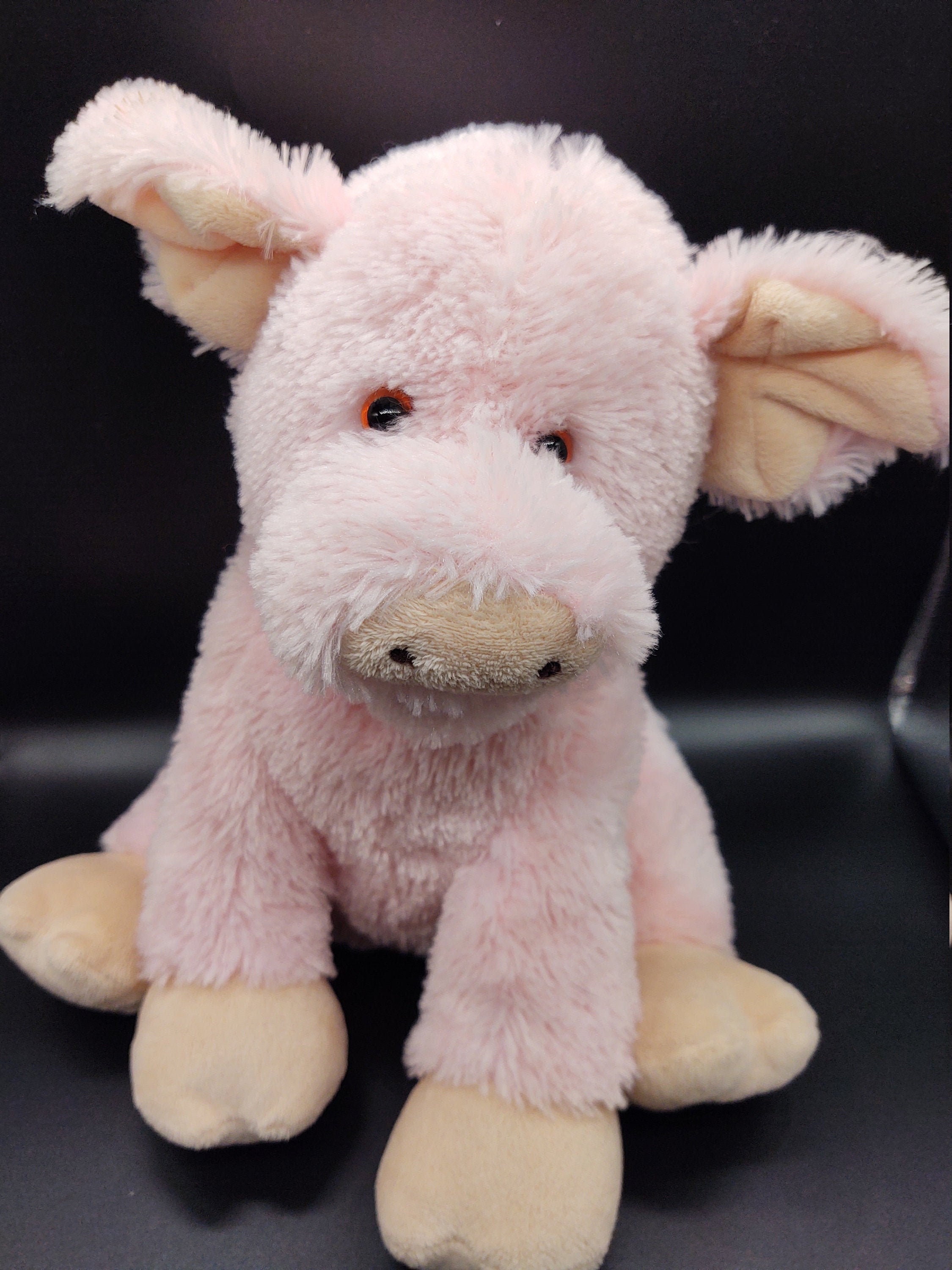 gund fuzzy pig