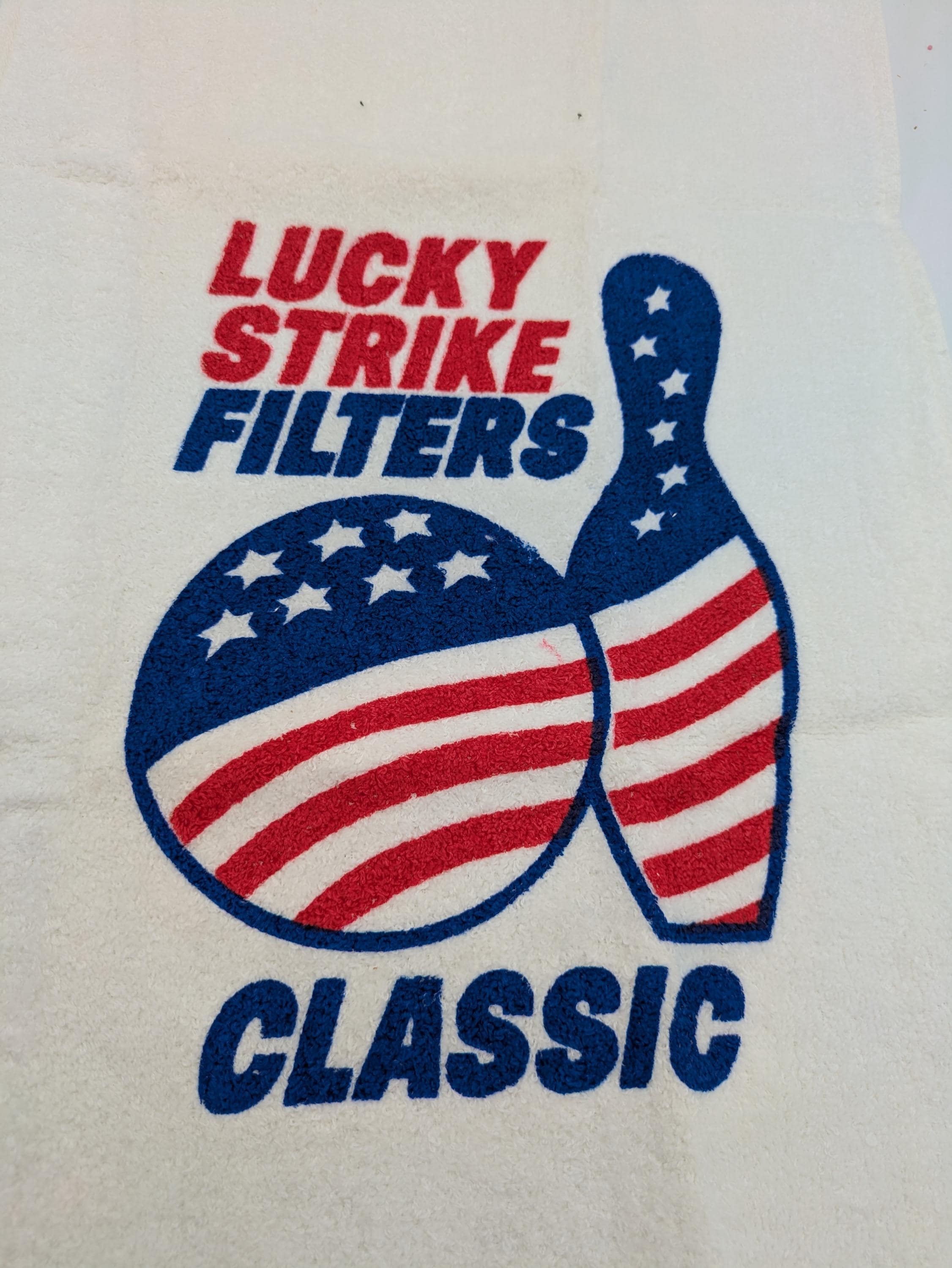 Lucky Strike Cigarettes - TV Commercial 1960s