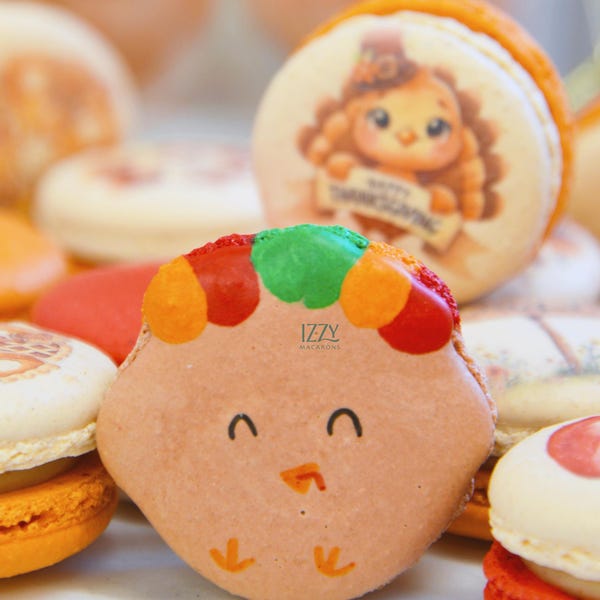 Thanksgiving Turkey Macarons  - 6,12 or 24 - Friendsgiving Macarons Vanilla/ Pumpkin/ Pecan Pie - Thanksgiving Macaroons - Pumpkin Macarons