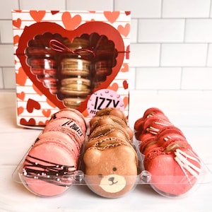 VD French Macarons Valentine's Day - Gift Box - Valentines Gift Teddy Bear, Heart Macarons, Strawberry Macaroons Heart Valentine's Gift