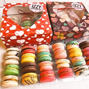 Valentines Macarons Gift box - French Macarons - 12 French Macarons Valentines Designs - Assorted/Choose your Flavor - Valentine&#39;s Gifts